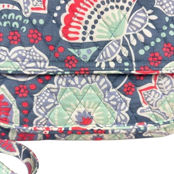 Vera Bradley Nomadic Floral Quilted Crossbody Purse Handbag Shoulder Bag Gray - Picture 2 of 16